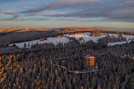 Panorama-PotMedKrosnjami_fotoMihaMatavz-1